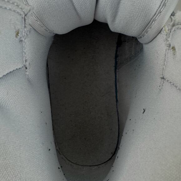 Nike Air Jordan 1 Mid Wolf Grey Men’s Size 8.5 Basketball Shoes Retro‎ OG - Picture 15 of 16